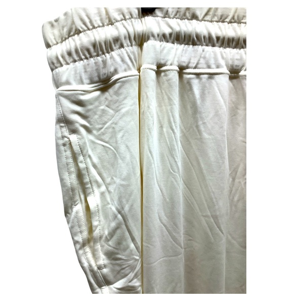Fabletics Blaine Jogger II White Jogger Sweatpants Size 4X. New With Tags - Picture 4 of 7